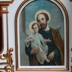 Niedzbórz. Feretron procesyjny z wizerunkiem św. Józefa z Dzieciątkiem