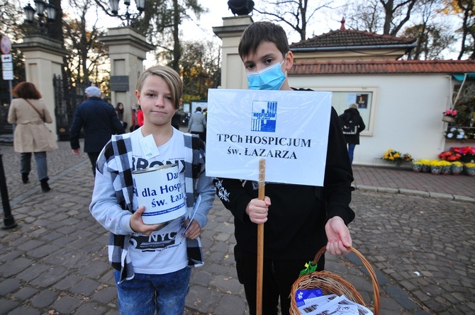 Uroczystość Wszystkicych Świętych na cmentarzu Rakowickim 2021