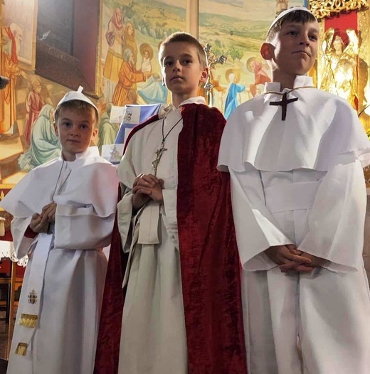Korowód Świętych uśmiechniętych w parafii św. Michała Archanioła w Leśnej - 2021