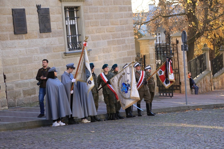 Pierwsze Niepodległe