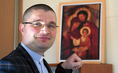 Kapłan jest proboszczem parafii w Kożuchowie i diecezjalnym duszpasterzem rodzin.