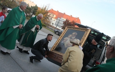 Legnica. Peregrynacja, odpust i renowacja