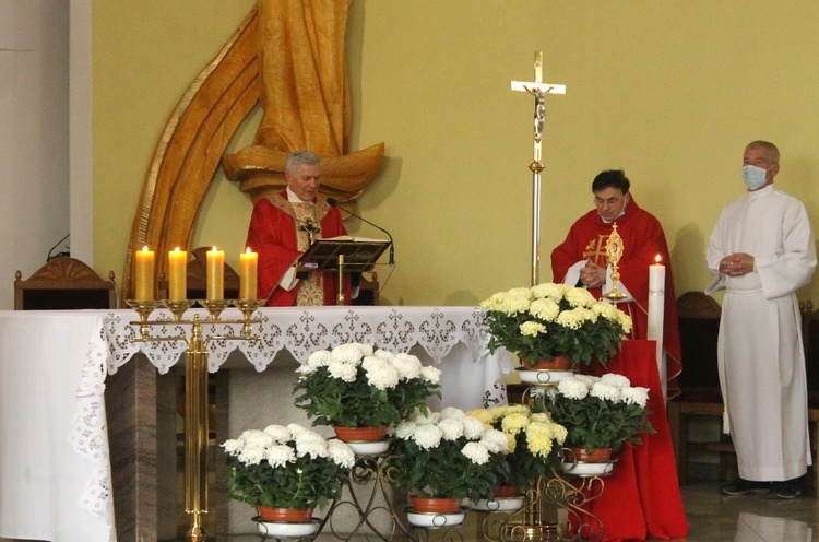 Legnica. Peregrynacja, odpust i renowacja