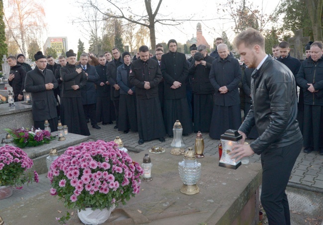 Radomscy alumni modlili się za zmarłych kapłanów