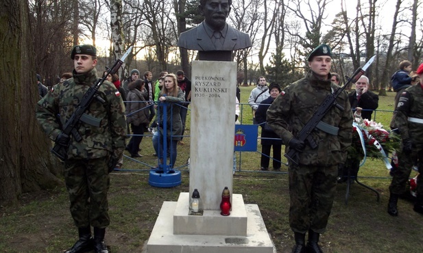 40 lat temu Amerykanie ewakuowali z Polski płk. Ryszarda Kuklińskiego