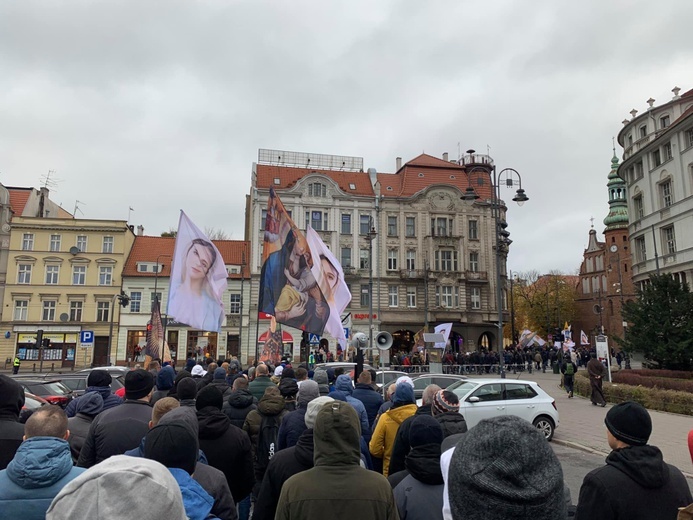 Męski Różaniec w Świdnicy i Bydgoszczy