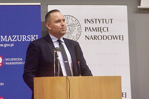 ▲	Gościem był Karol Nawrocki, prezes instytutu.