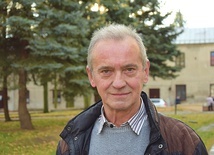 	Mężczyzna w postawie Opiekuna Zbawiciela znajduje wskazówki do uświęcenia siebie i swoich najbliższych.