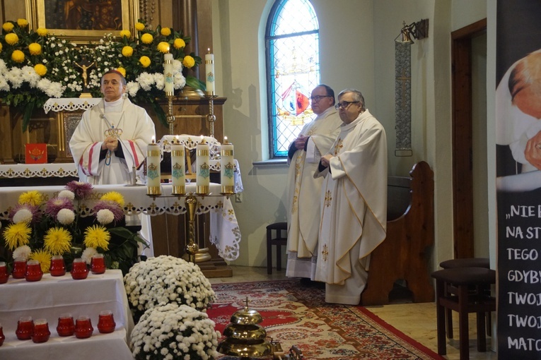 Jubileusz 30-lecia parafii MB Królowej Polski w Świebodzicach