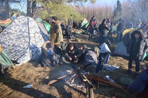 Setki migrantów już przy granicy białorusko-litewskiej