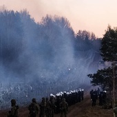 Pomoc migrantom i wsparcie dla służb