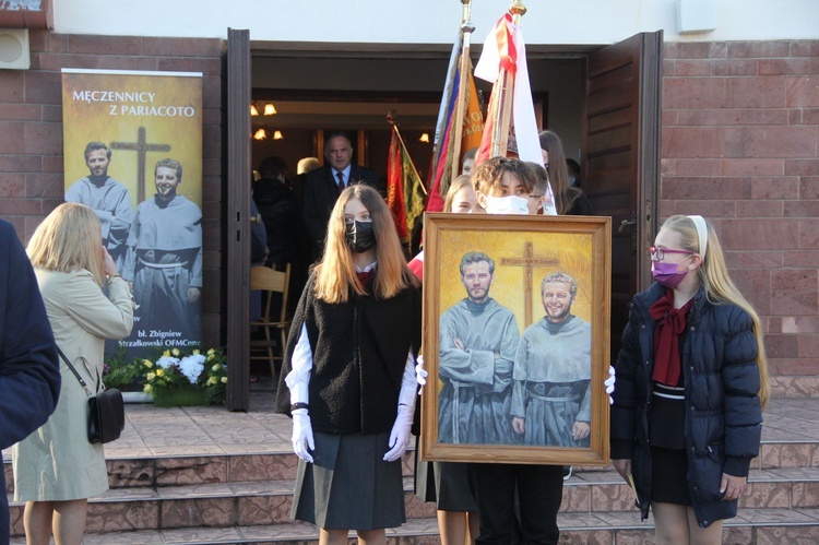 Łopoń. Uroczystość nadania szkole imienia