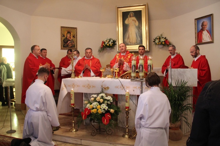 Łopoń. Uroczystość nadania szkole imienia