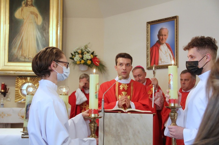 Łopoń. Uroczystość nadania szkole imienia