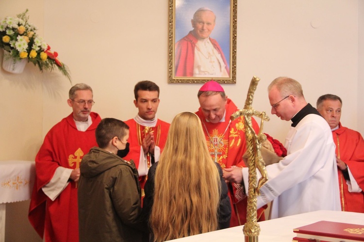 Łopoń. Uroczystość nadania szkole imienia