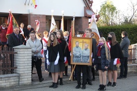 Łopoń. Gratuluję wam odwagi. Pokój i dobro nieście w świat