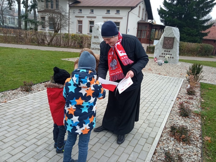 K​SM Głuszyca zorganizował patriotyczną grę terenową