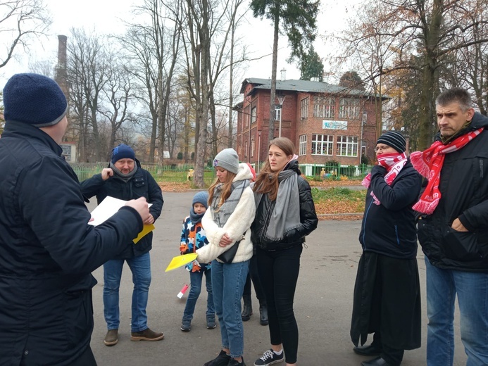 K​SM Głuszyca zorganizował patriotyczną grę terenową