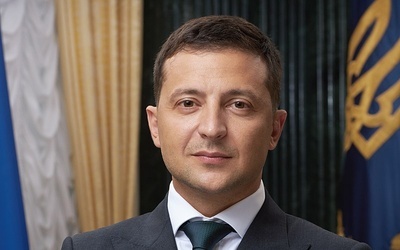 Zełenski podpisał wniosek o członkostwo jego kraju w UE 