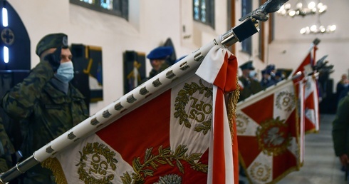 Bp Zadarko: Przechodzimy skróconą lekcję patriotyzmu