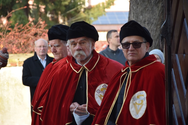 Łowicka proceja z relikwiami św. Wiktorii