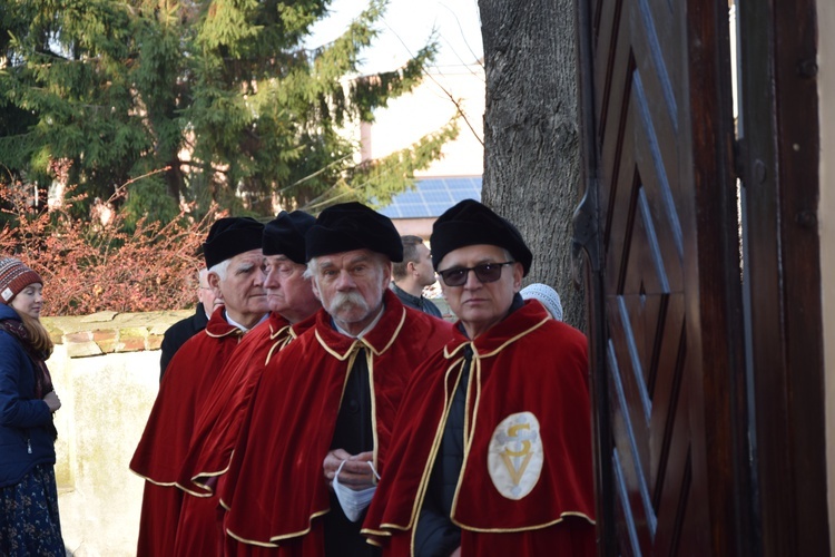 Łowicka proceja z relikwiami św. Wiktorii