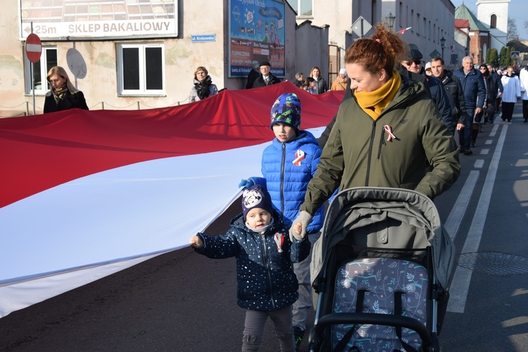 Łowicka proceja z relikwiami św. Wiktorii