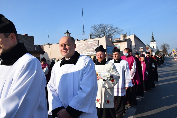 Łowicka proceja z relikwiami św. Wiktorii