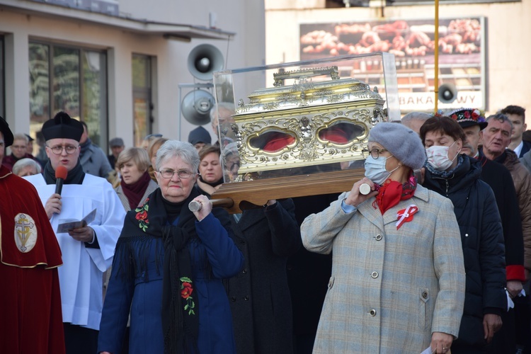 Łowicka proceja z relikwiami św. Wiktorii