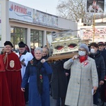 Łowicka proceja z relikwiami św. Wiktorii