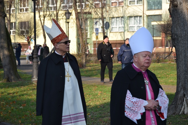 Łowicka proceja z relikwiami św. Wiktorii