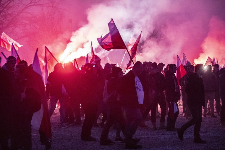 Marsz Niepodległości zakończył się na błoniach Stadionu Narodowego