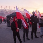 Marsz Niepodległości zakończył się na błoniach Stadionu Narodowego