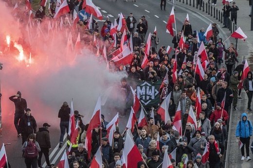 Marsz Niepodległości zakończył się na błoniach Stadionu Narodowego