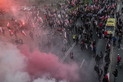 Marsz Niepodległości zakończył się na błoniach Stadionu Narodowego