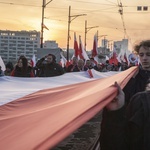 Marsz Niepodległości zakończył się na błoniach Stadionu Narodowego