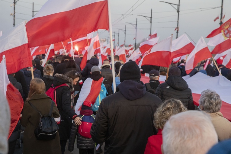 Marsz Niepodległości zakończył się na błoniach Stadionu Narodowego