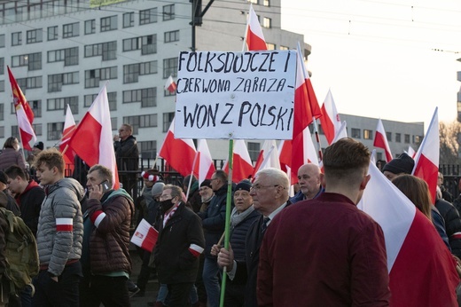 Marsz Niepodległości zakończył się na błoniach Stadionu Narodowego