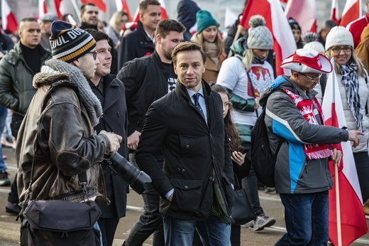 Marsz Niepodległości zakończył się na błoniach Stadionu Narodowego