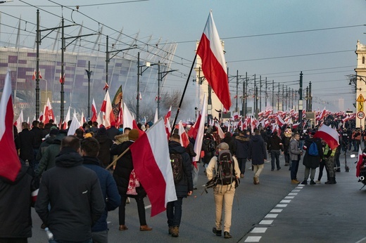 Marsz Niepodległości zakończył się na błoniach Stadionu Narodowego