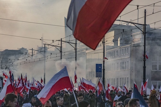 Marsz Niepodległości zakończył się na błoniach Stadionu Narodowego