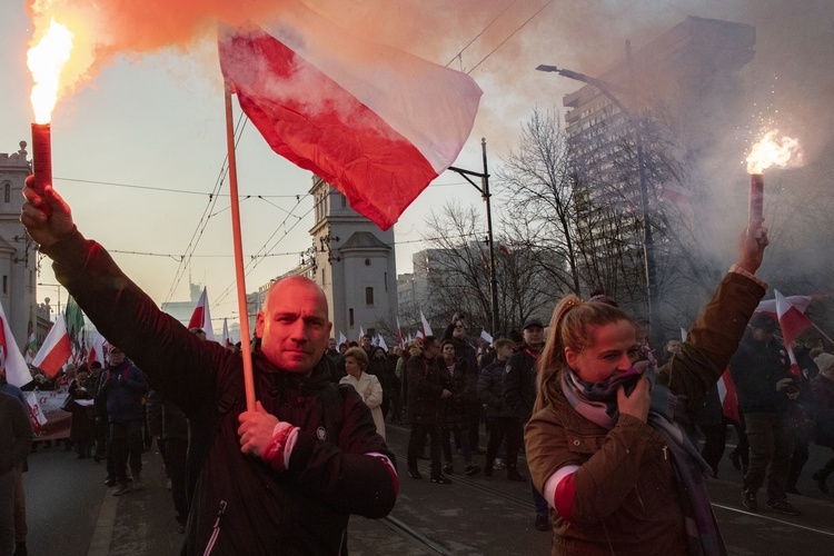 Marsz Niepodległości zakończył się na błoniach Stadionu Narodowego