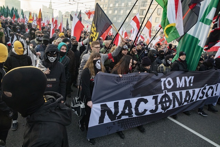 Marsz Niepodległości zakończył się na błoniach Stadionu Narodowego