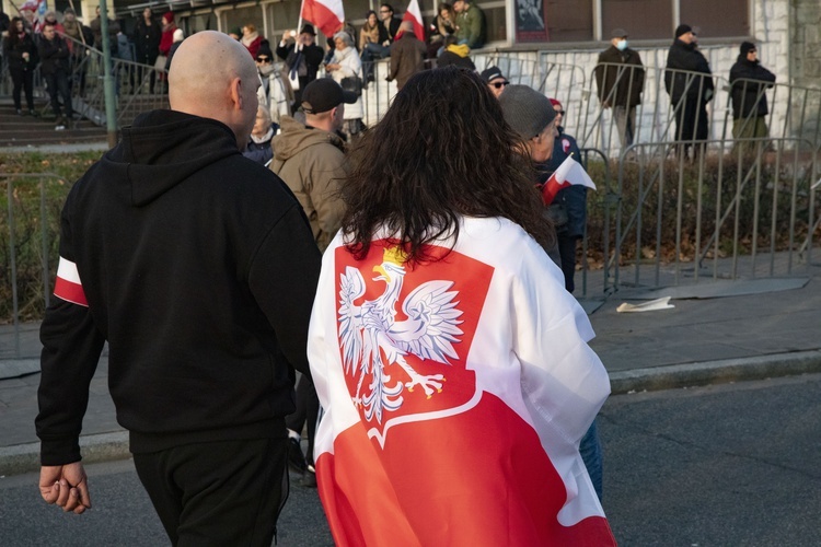 Marsz Niepodległości zakończył się na błoniach Stadionu Narodowego