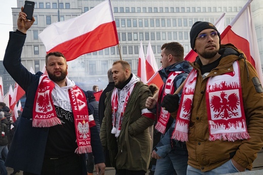 Marsz Niepodległości zakończył się na błoniach Stadionu Narodowego