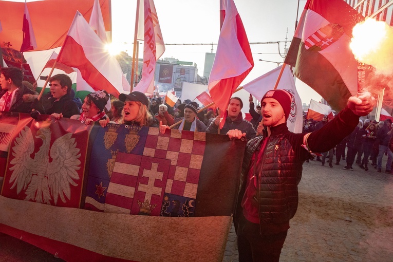 Marsz Niepodległości zakończył się na błoniach Stadionu Narodowego