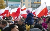 Marsz Niepodległości zakończył się na błoniach Stadionu Narodowego