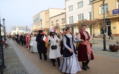 Ciechanów. Razem w rytm poloneza