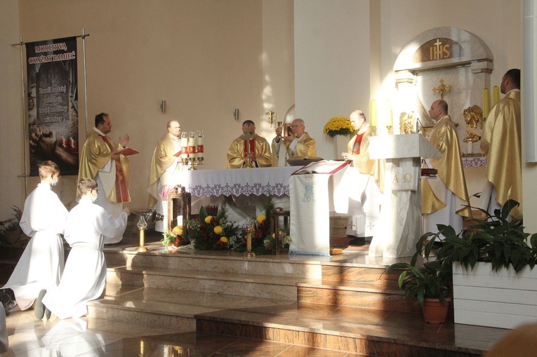 Tarnów. Błogosławieństwo nowych lektorów dekanatu Tarnów-Południe