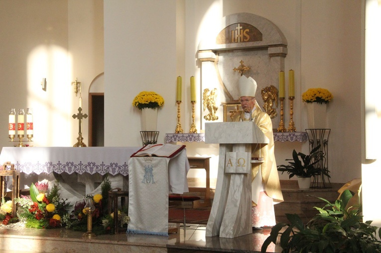 Tarnów. Błogosławieństwo nowych lektorów dekanatu Tarnów-Południe